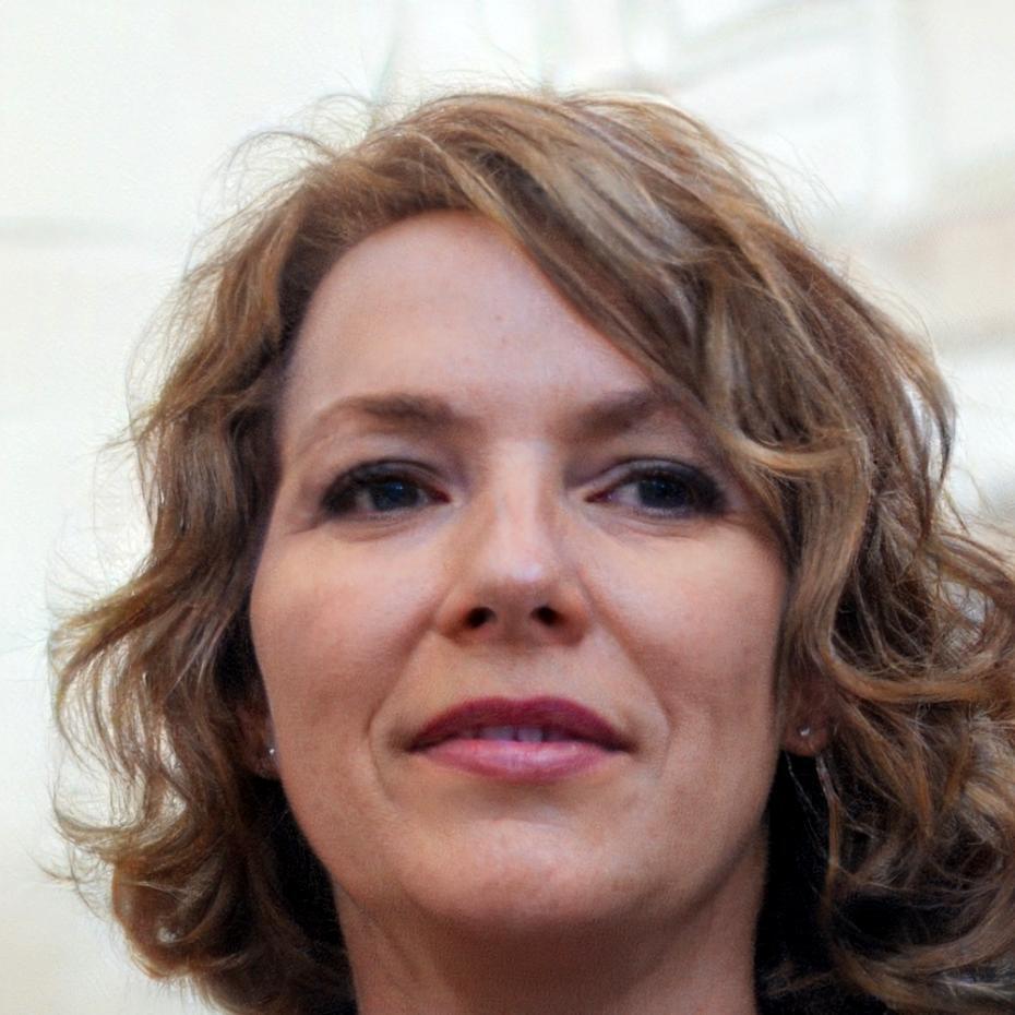 Sarah Klein, Leiterin Strategische Analyse